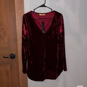 Emmer & Oat Red Crushed Velvet Long-sleeve Top with Cross-cross neck